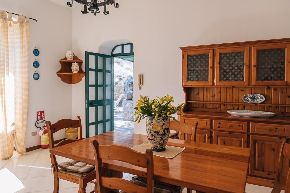Portysud Villa ลีปารี ภายนอก รูปภาพ